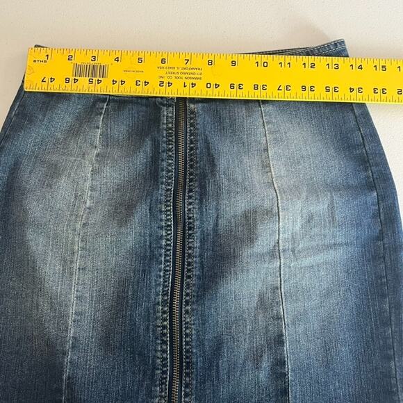 Blue Spice Denim Mini Skirt Full Zipper Front With Snap Medium Wash Size 3 - Picture 6 of 7